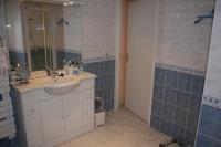 Bathroom Les Rouge Gorges